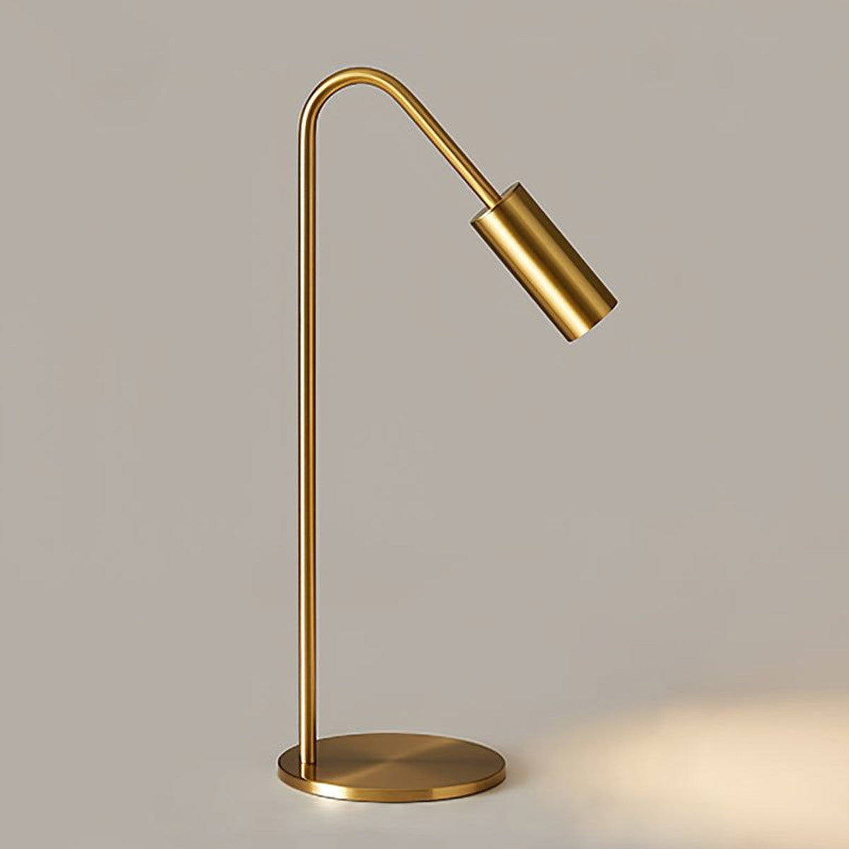 Elegant Brass Touch Lamp - Modern Bedside Lighting with Sensitive Touch Control